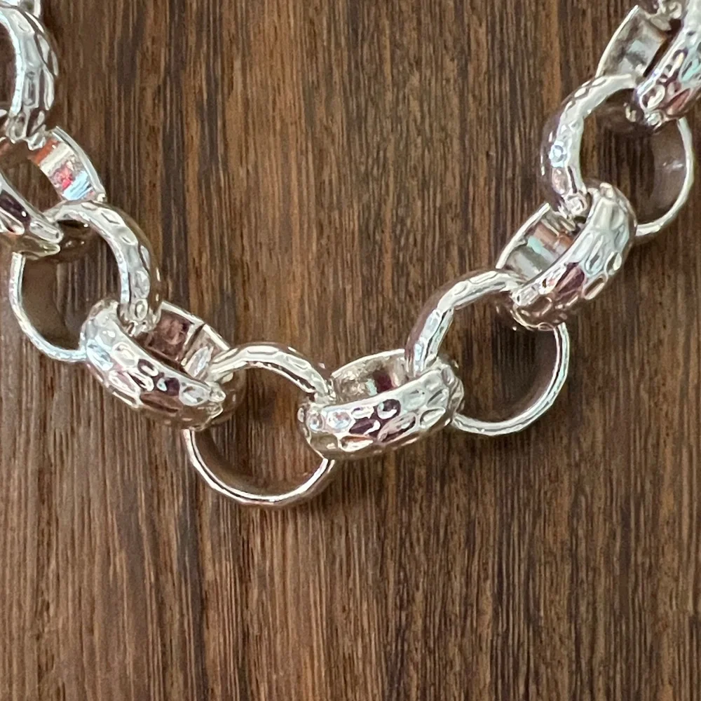 3/$18 Elegant Silver Chain Necklace Lot 1052 - Picture 2 of 6